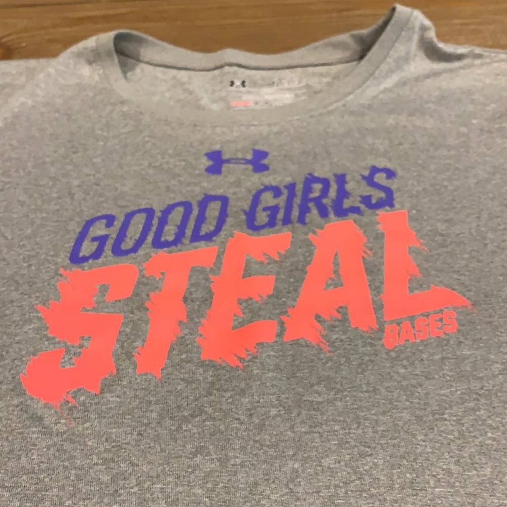 Girls Under Armour Softball dri-fit athletic tee